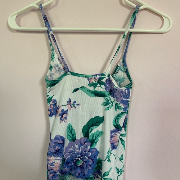 Urban Outfitters foral tank top, Size XS - Picture 3 of 4